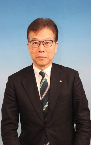 野坂　一弥